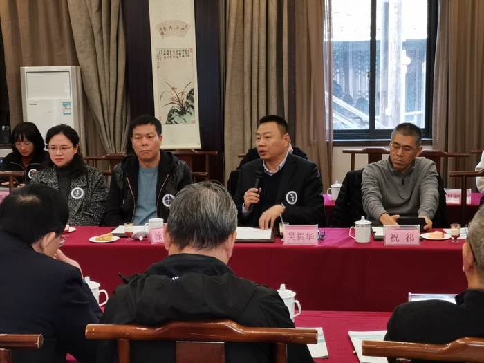 北京校友會副會長吳振華交流發言