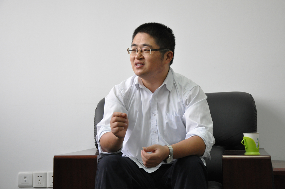 周聯老師接受采訪