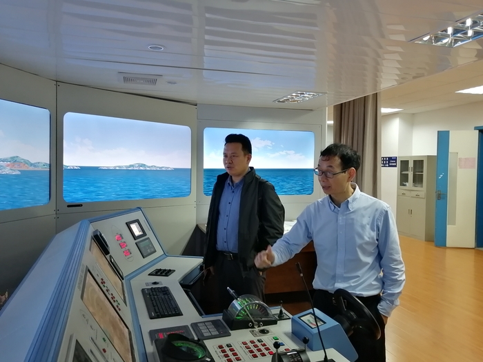 參觀航海模擬器實驗室