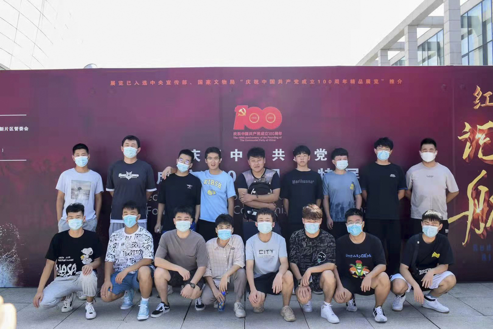團支部合影留念