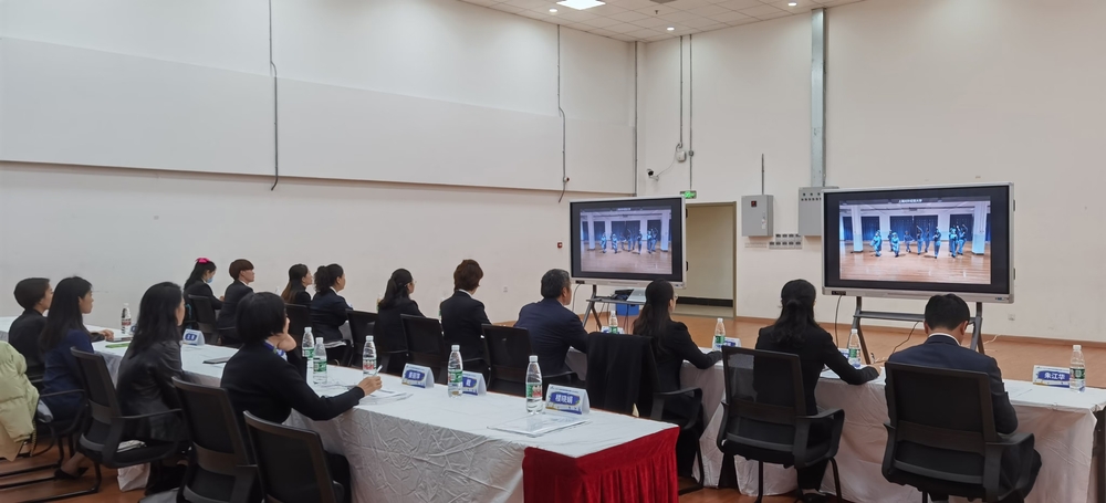 評委評分現場